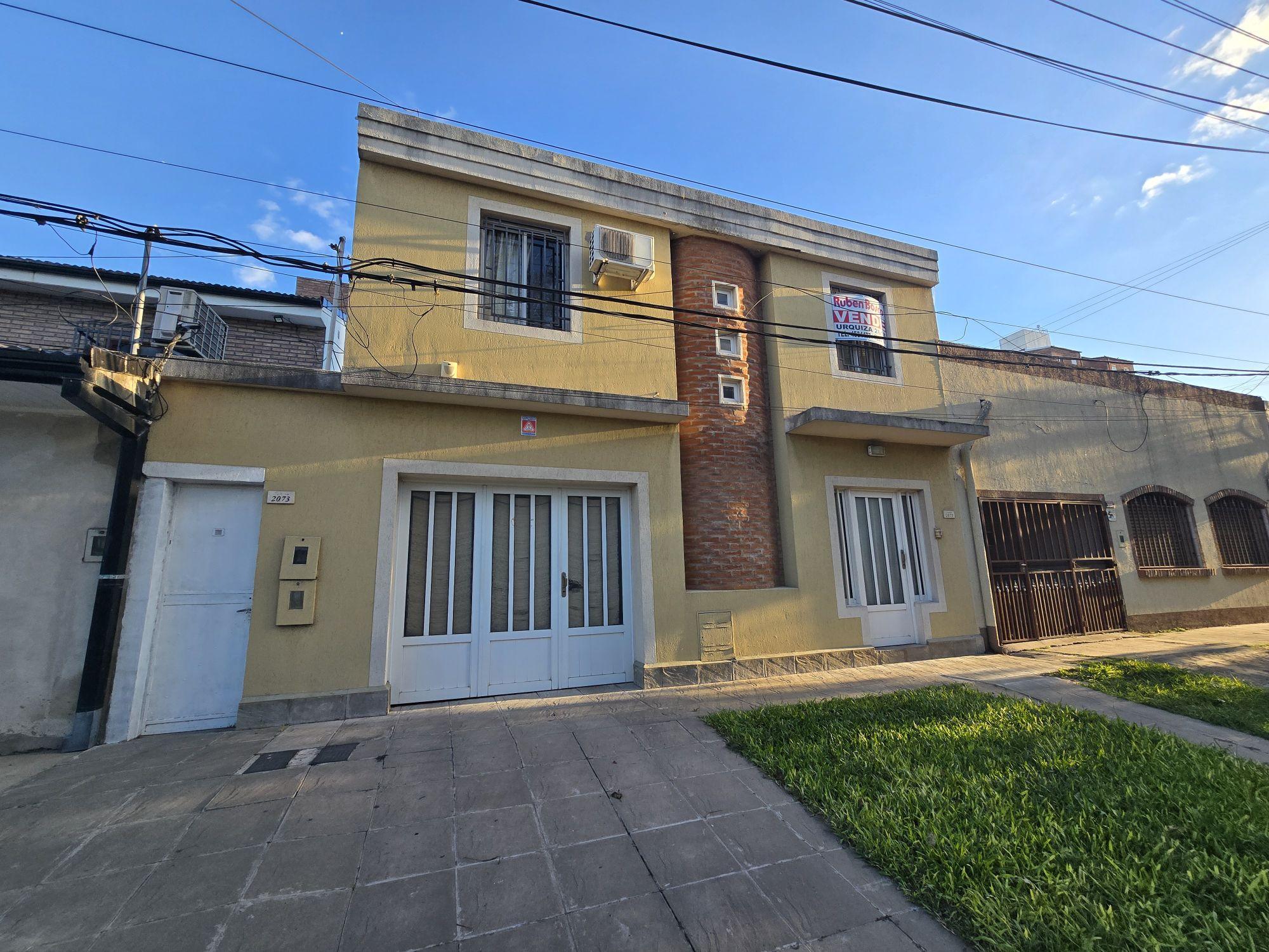 3 Habitaciones,Cocina,Living,Comedor,2 Baños,Garage,Patio,Lavadero,