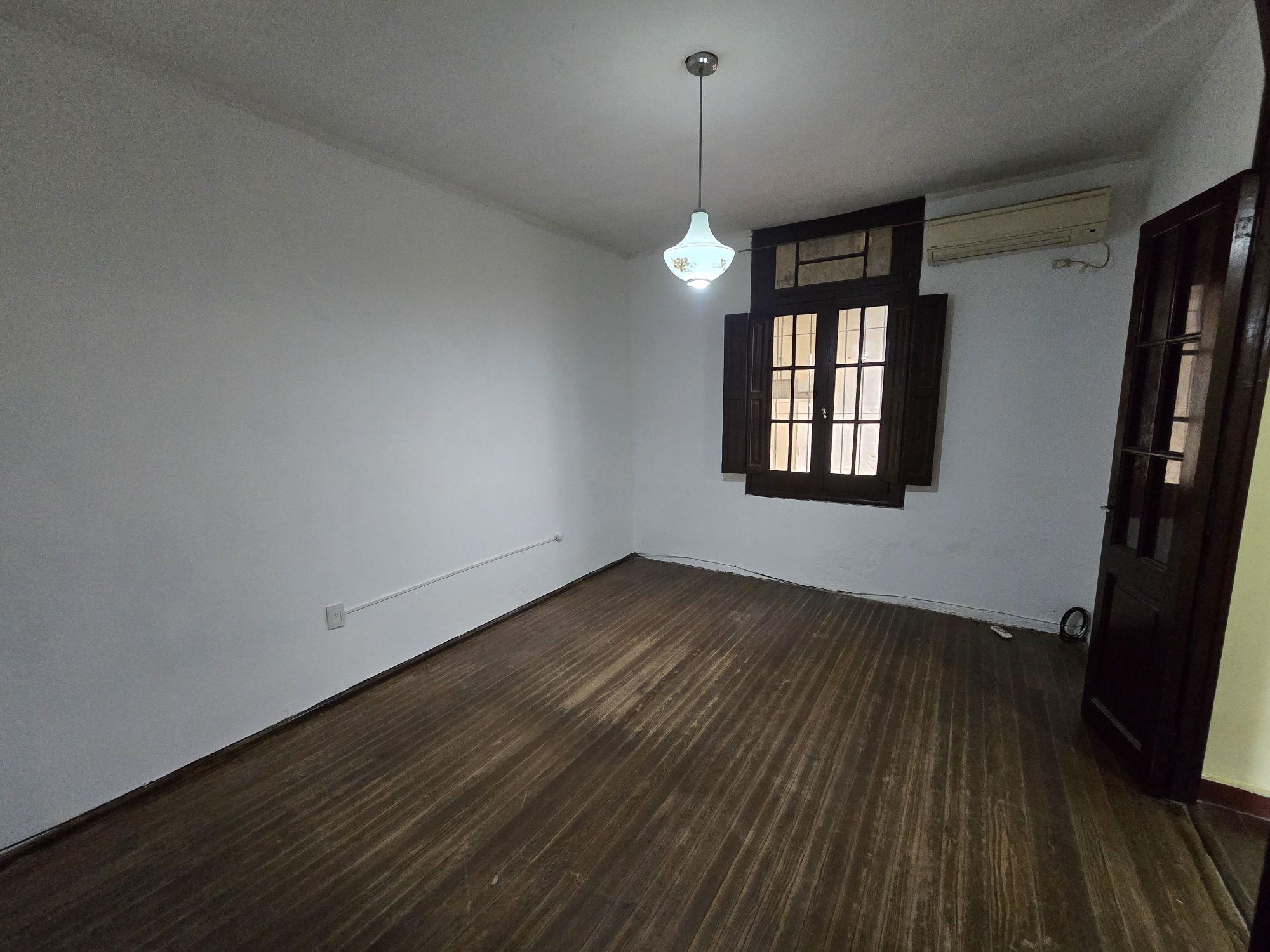 2 Habitaciones,Cocina,Living,Comedor,Baño,Garage,Patio,Lavadero,