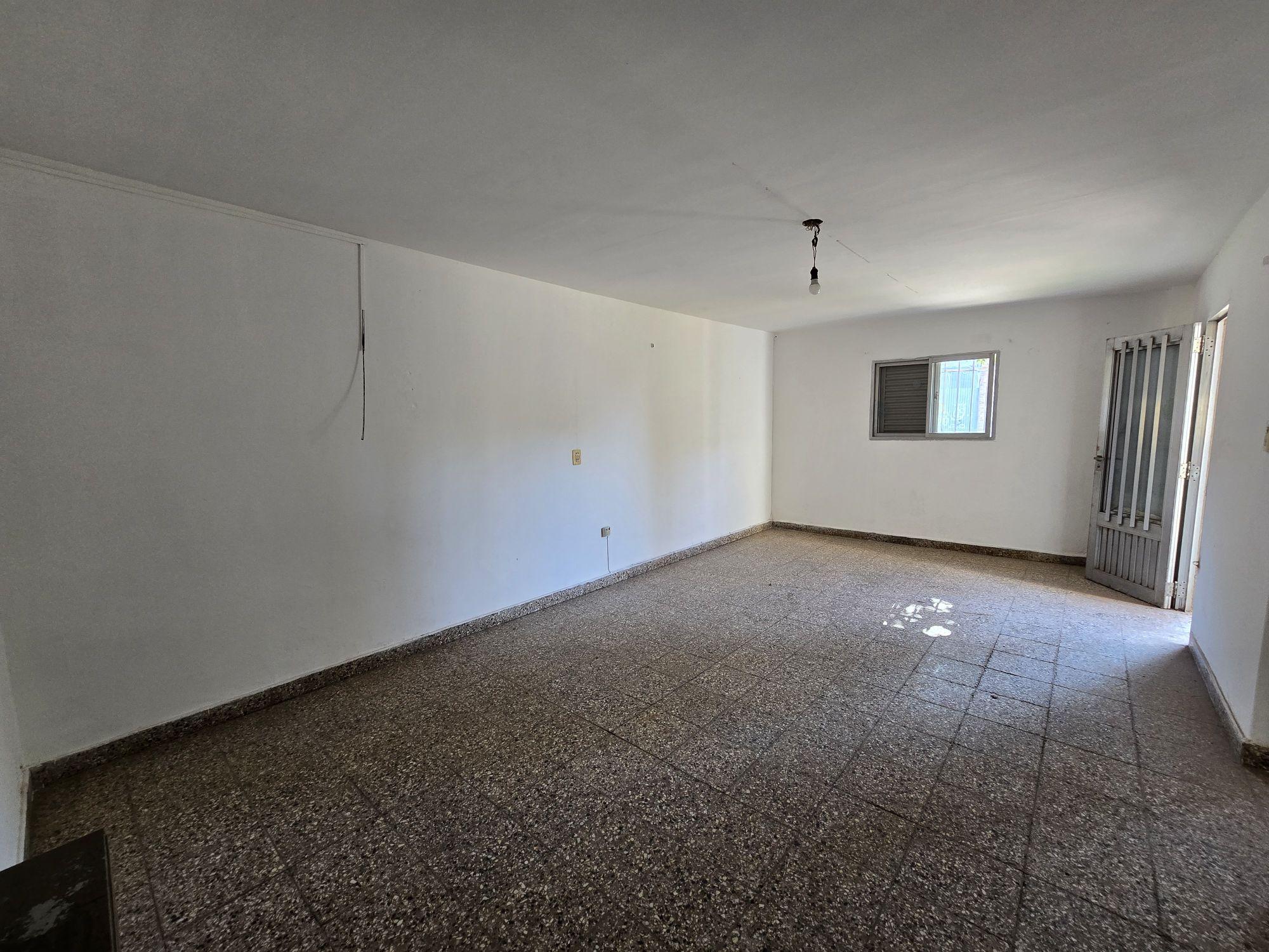 2 Habitaciones,Cocina,Comedor,Baño,Patio,Lavadero,