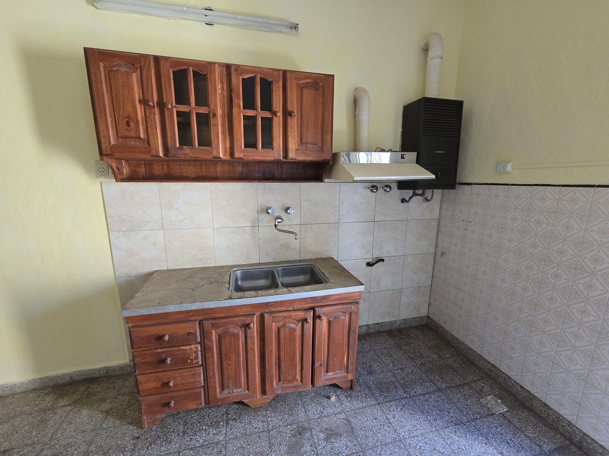 2 Habitaciones,Cocina,Comedor,Baño,Patio,Lavadero,