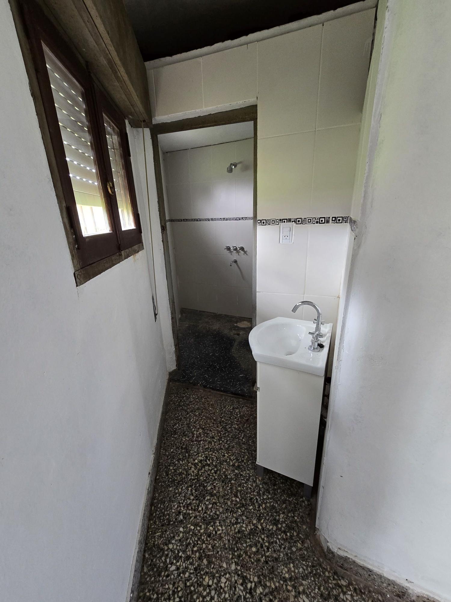 2 Habitaciones,Cocina,Comedor,Baño,Terraza,Lavadero,