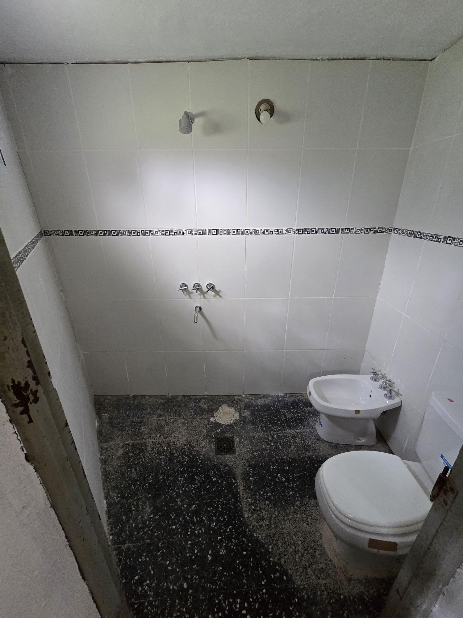 2 Habitaciones,Cocina,Comedor,Baño,Terraza,Lavadero,