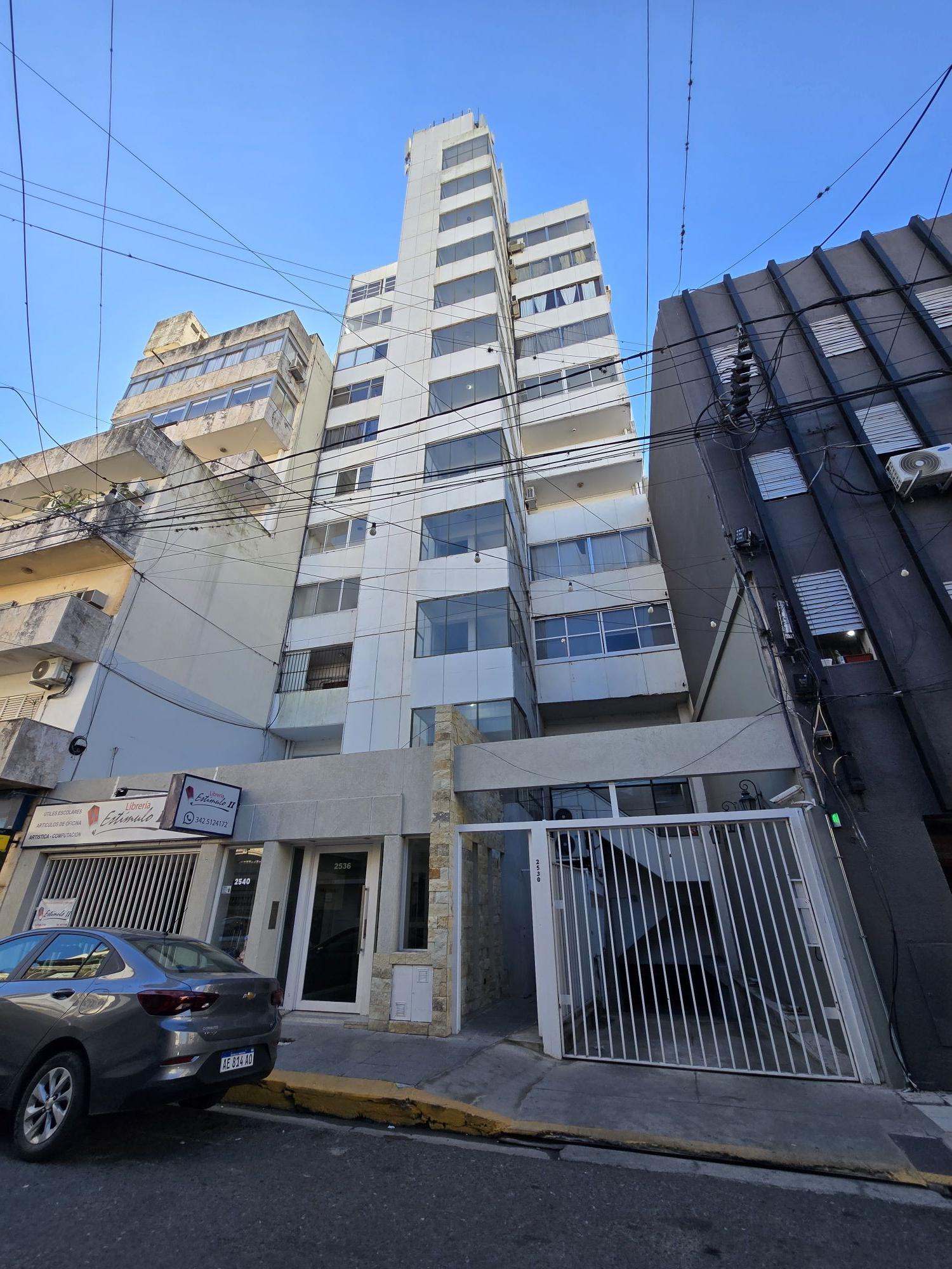2 Habitaciones,Cocina,Living,Comedor,2 Baños,Garage,Terraza,Lavadero,