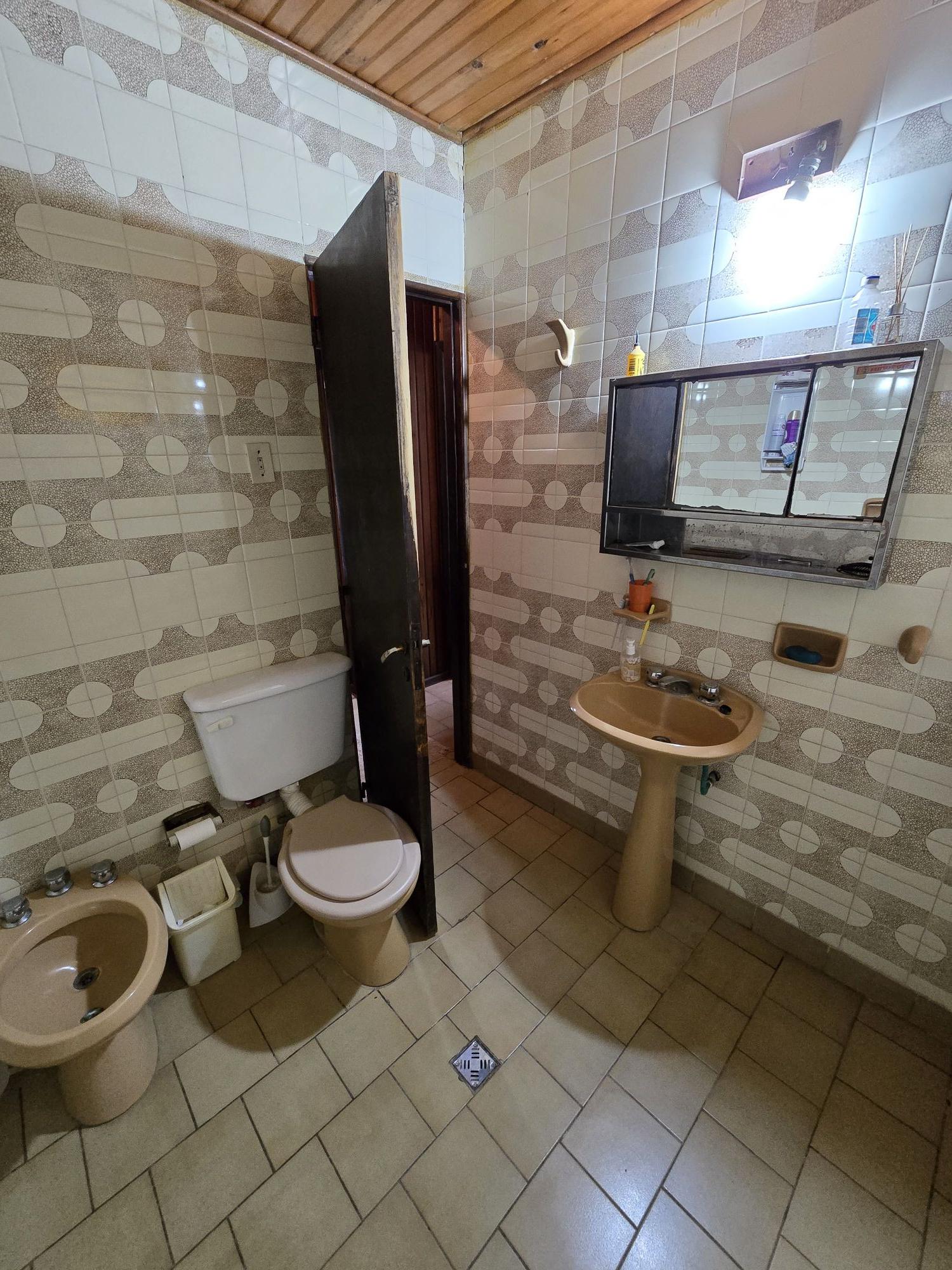 3 Habitaciones,Cocina,Comedor,2 Baños,Garage,