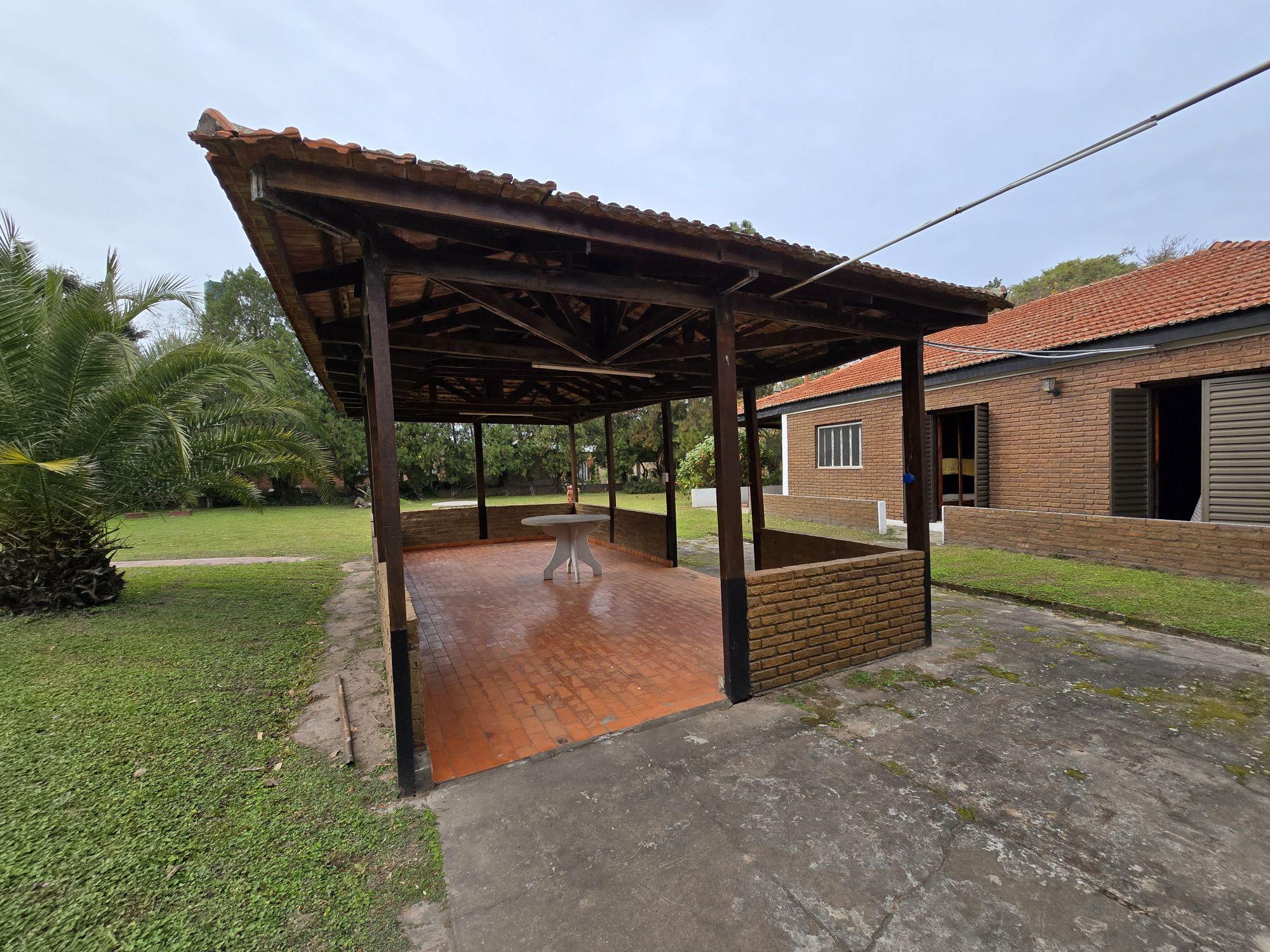 3 Habitaciones,Cocina,Comedor,2 Baños,Garage,