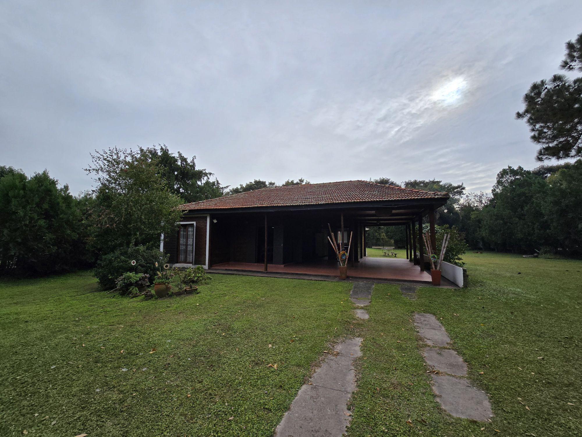 3 Habitaciones,Cocina,Comedor,2 Baños,Garage,